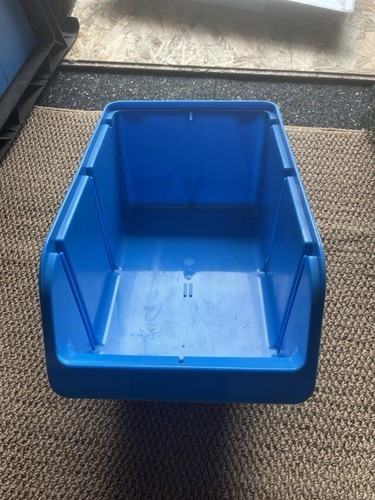 Stk werkzeug schrauben box - 10,