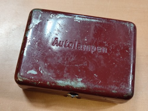 Blechdose autolampen birnen - blechdose,